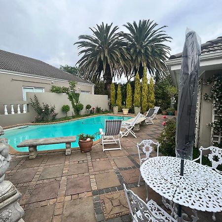 Somerset West Garden Apartments 2 Exterior photo