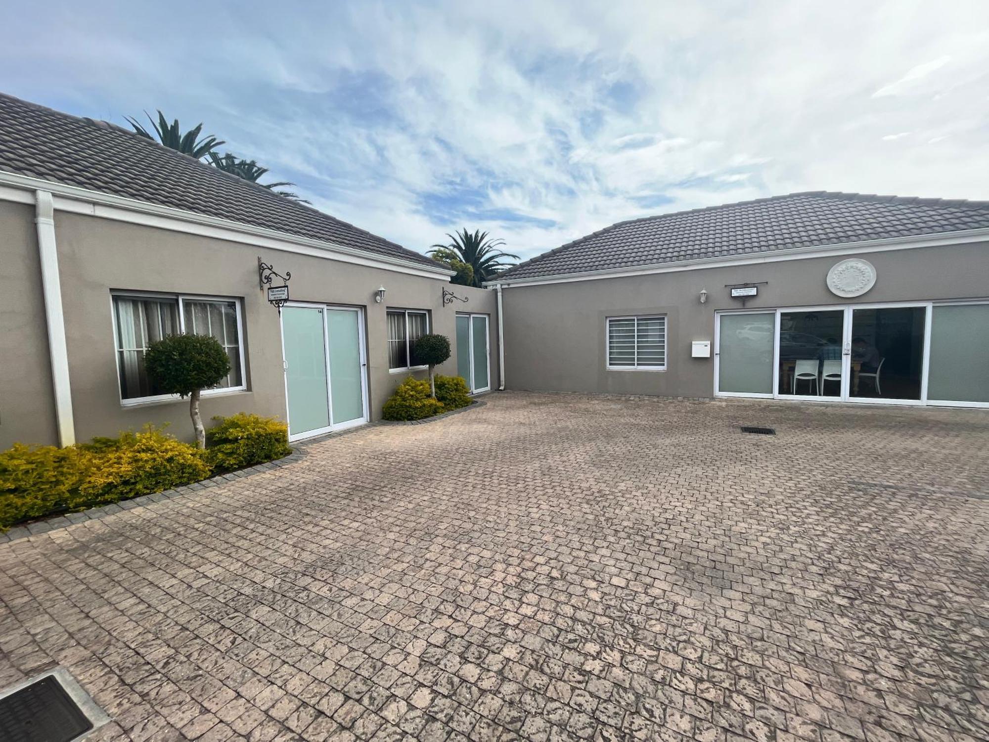 Somerset West Garden Apartments 2 Exterior photo